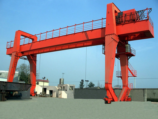 Durable AQ-MG Gantry Crane With Cantilever